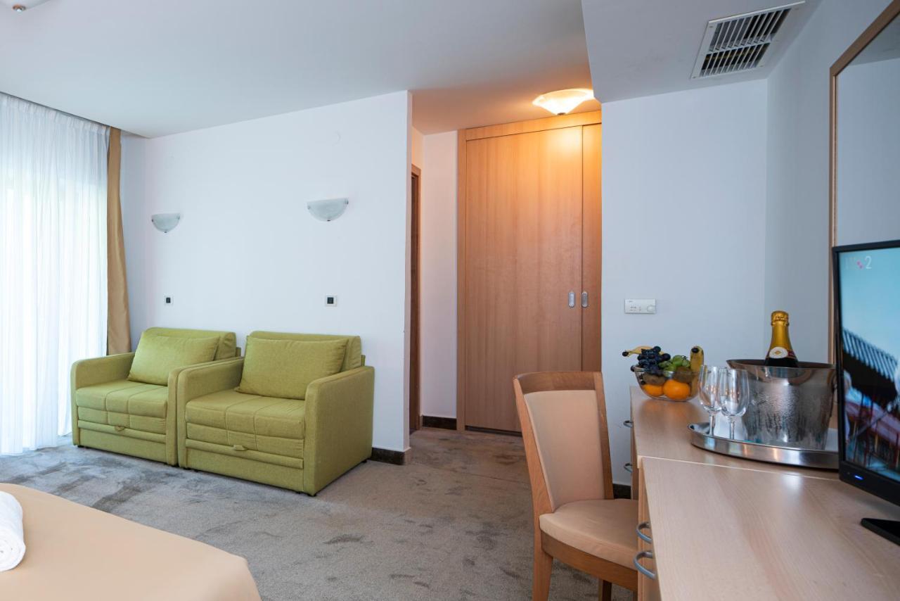 Special Offer - Family Room (2+2)