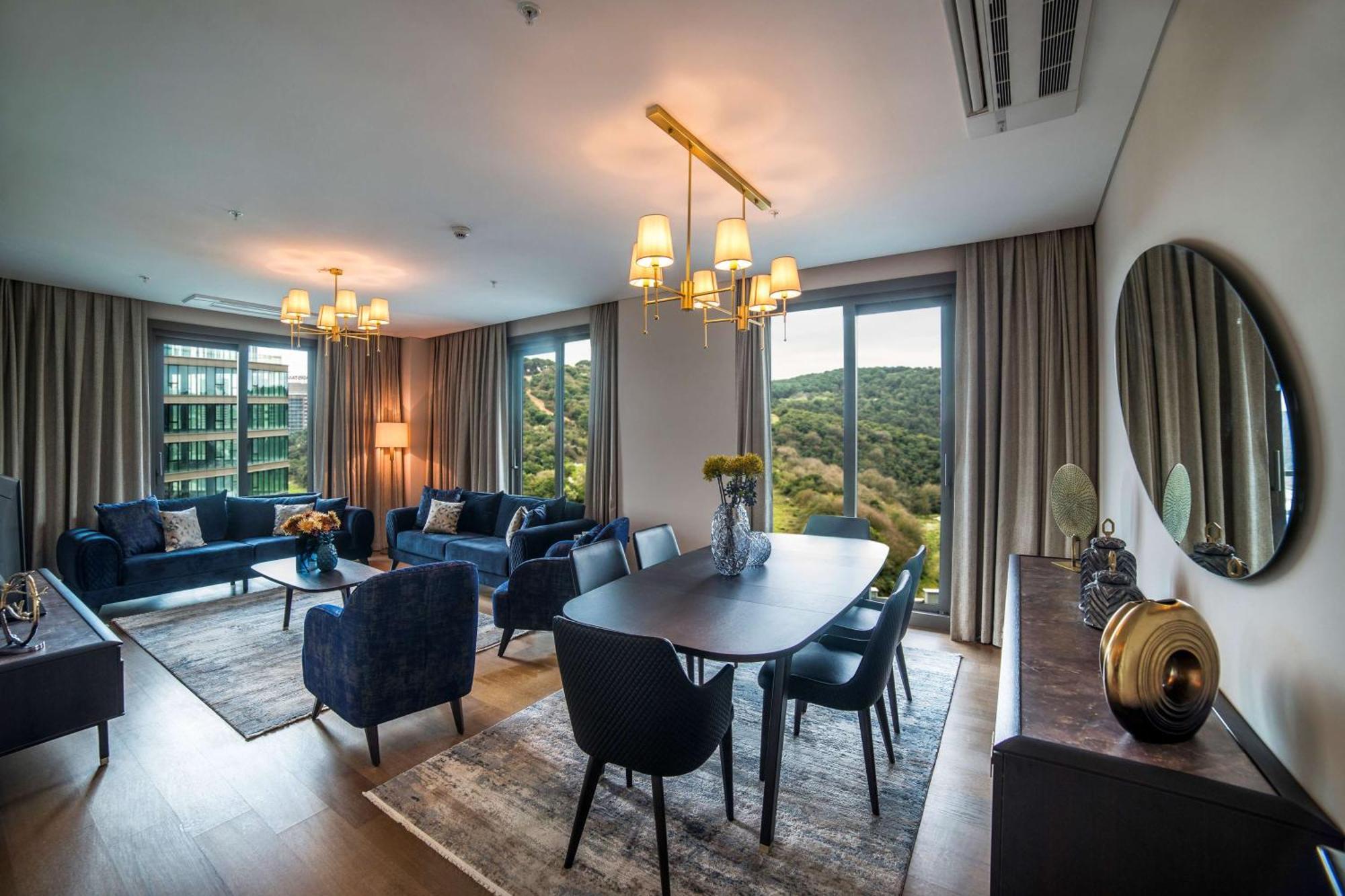 Superior Three-Bedroom Family,1541808136:JPEG