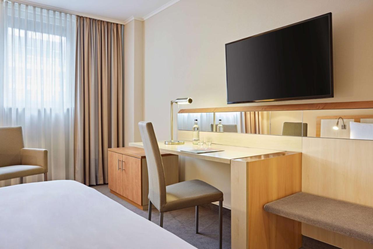 King Room,1709860655:JPEG