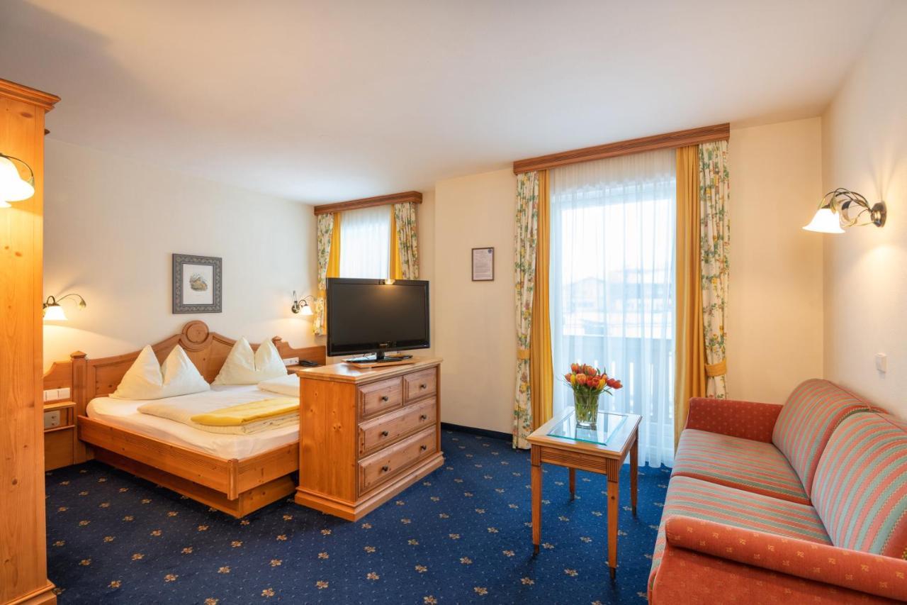 Double Room Balcony,1554666331:JPEG