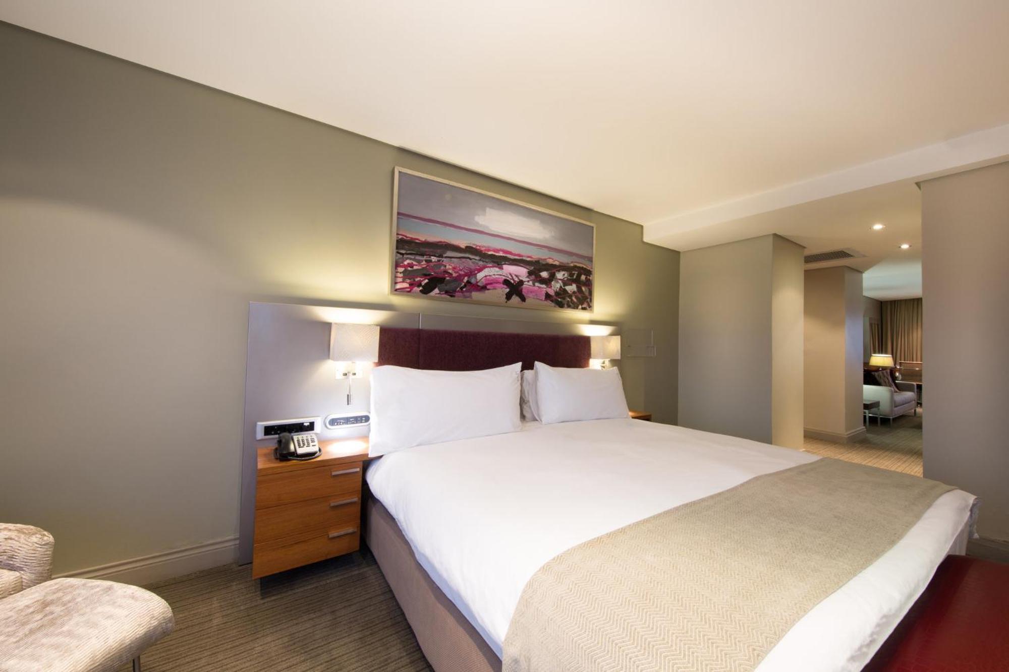 Premium King Room,1550371597:JPEG