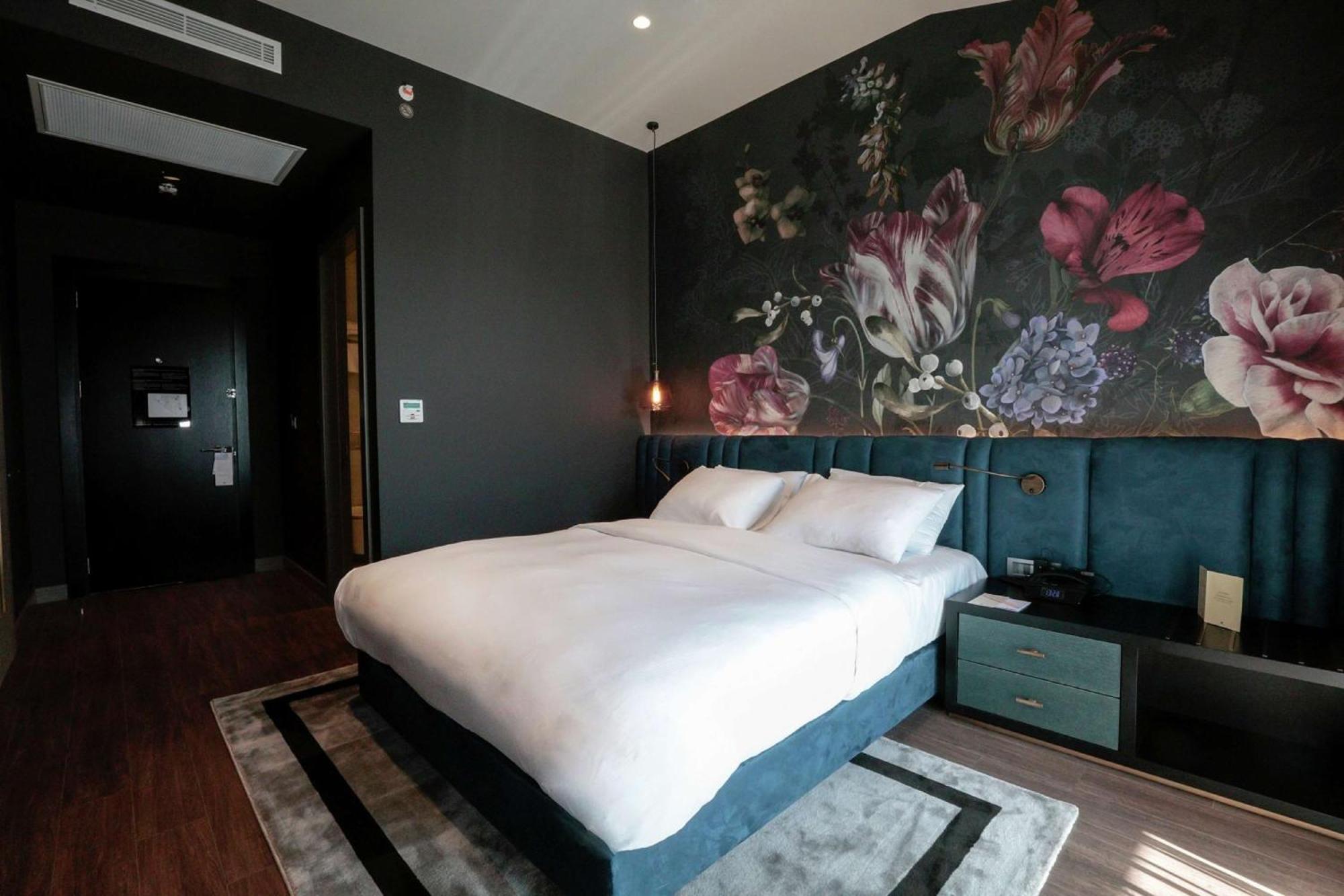Zimmer mit Kingsize Bett
