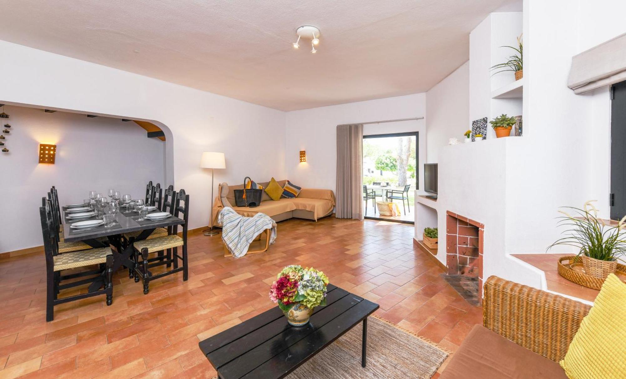 Villa mit 4 Schlafzimmern
