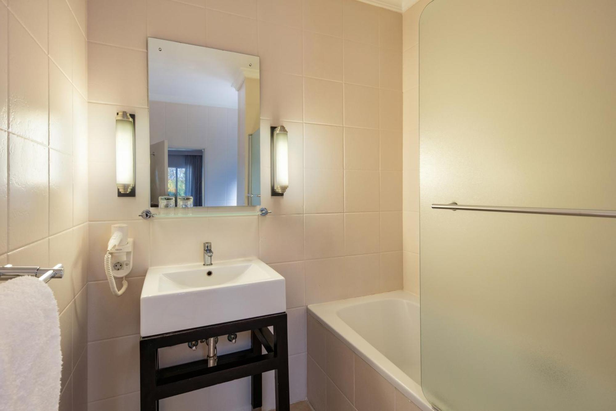 Superior Double Room,1622099565:JPEG