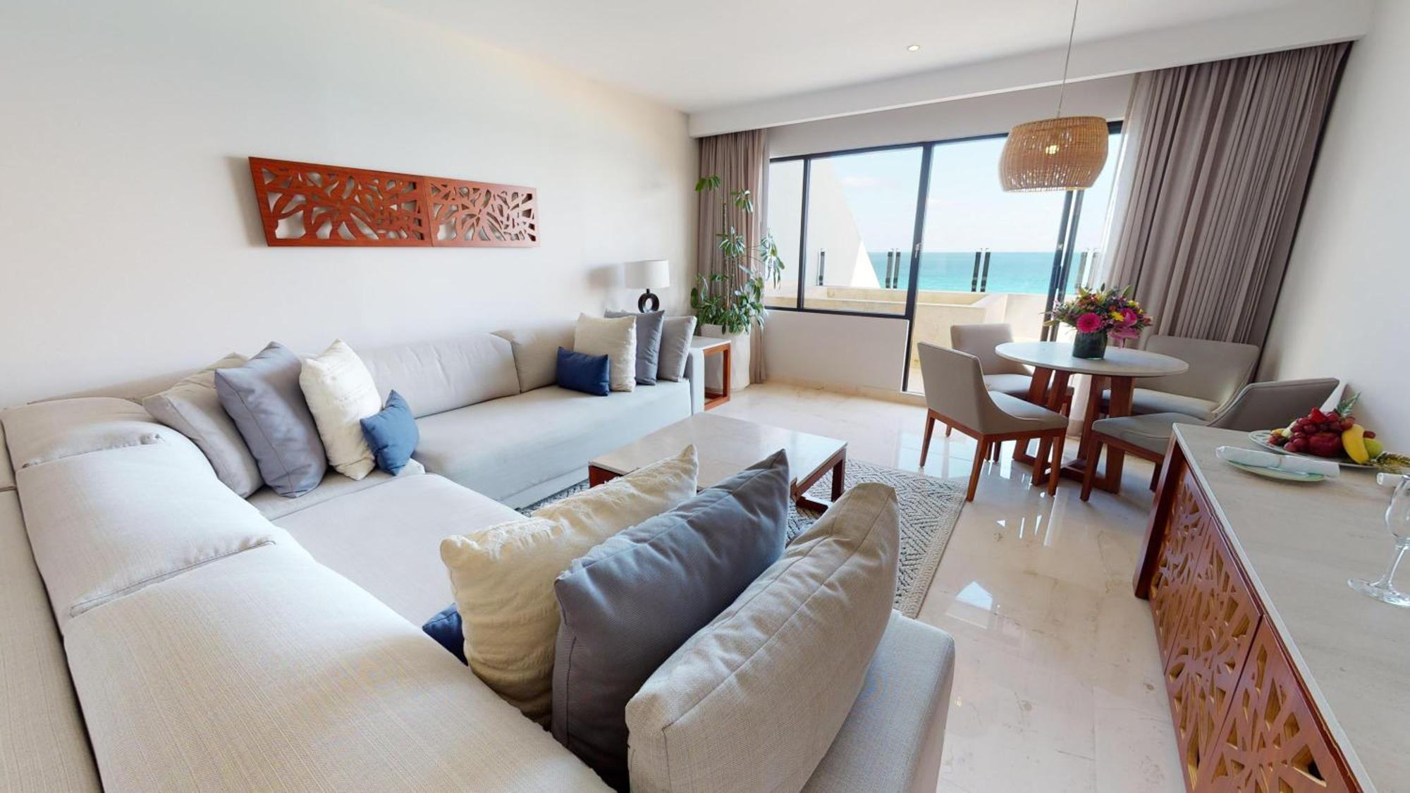 Family Suite with Terrace,1742624383:JPEG