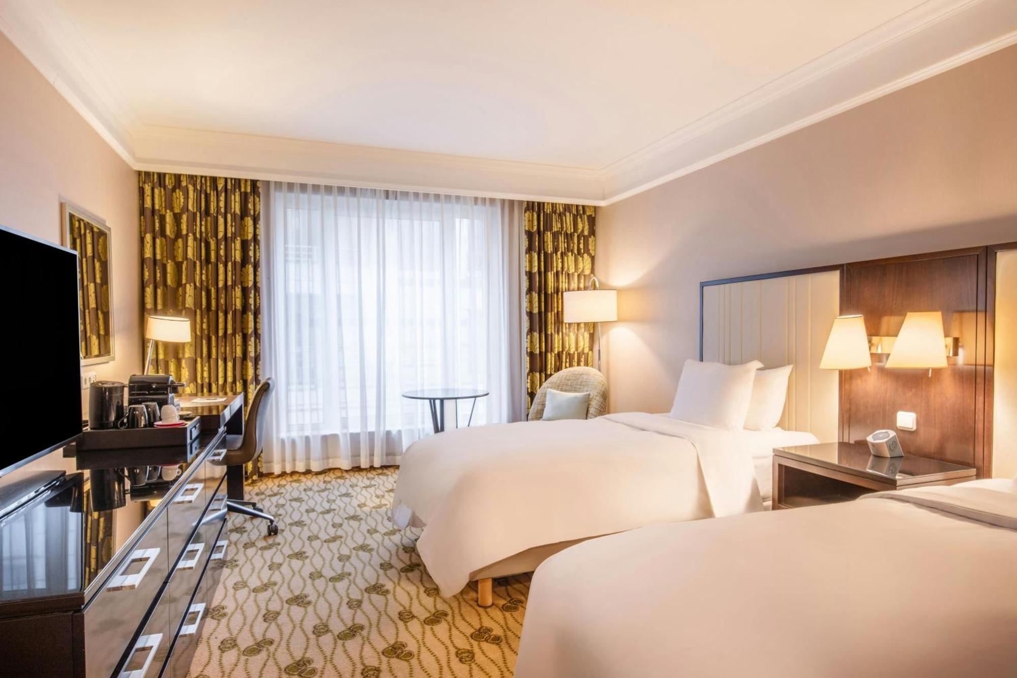 Club Twin Room,1643143593:JPEG