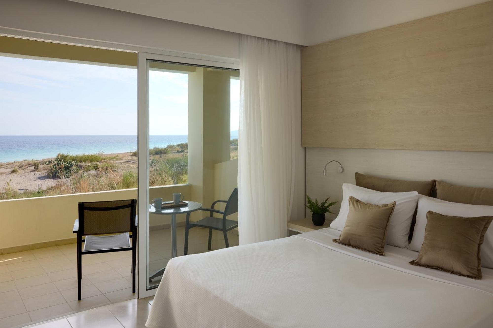 Classic Double Room Sea View,1681292093:JPEG