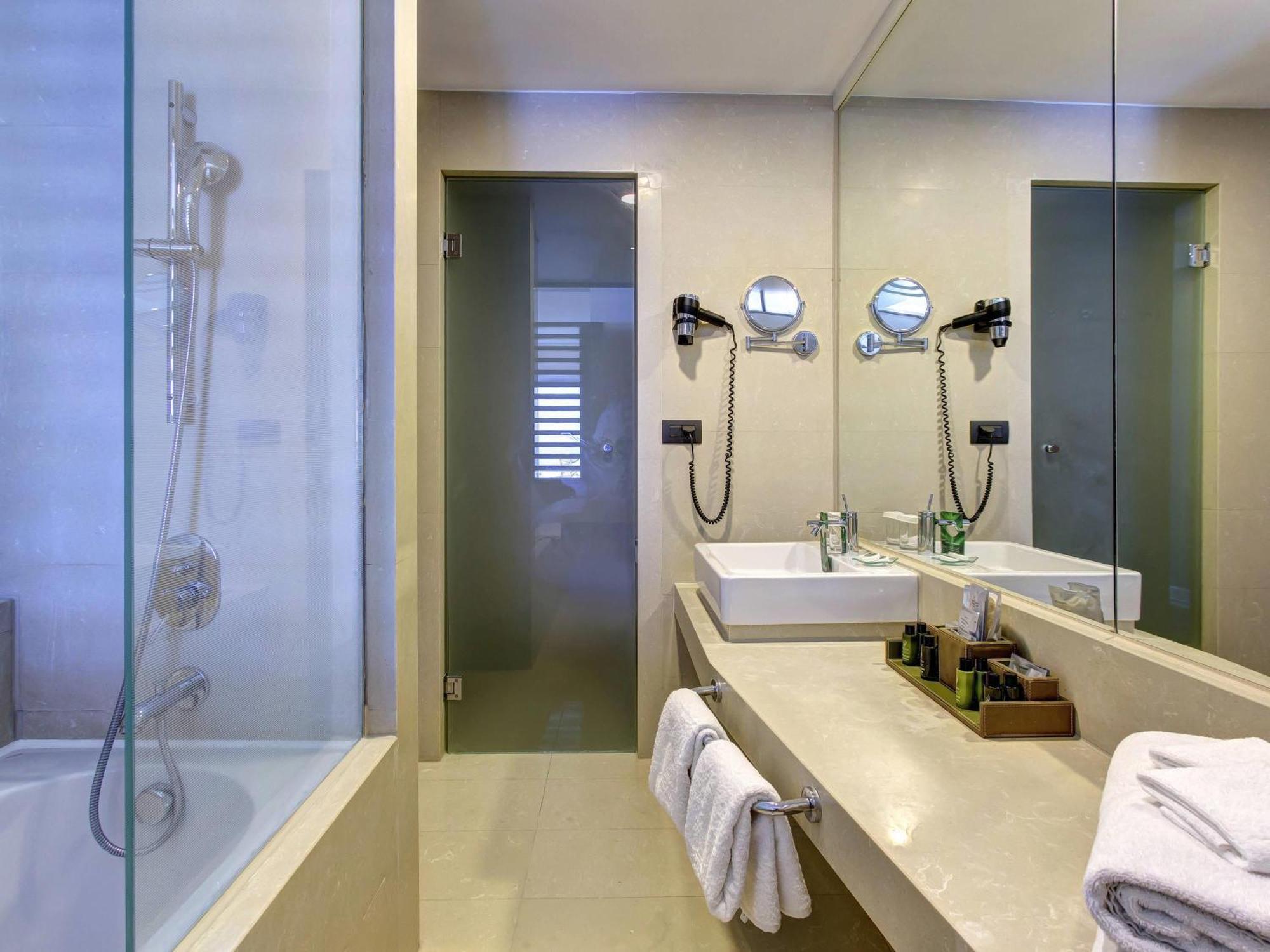 Superior Twin Room with Sea View,1742621511:JPEG