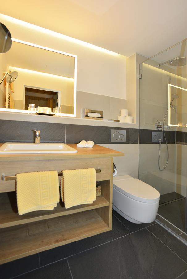 Economy Double Room,665265393:JPEG