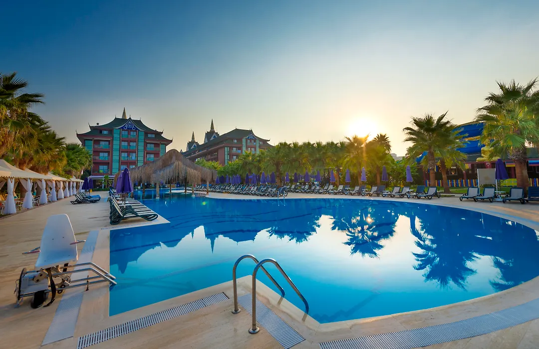 Siam Elegance Hotel & Spa-1