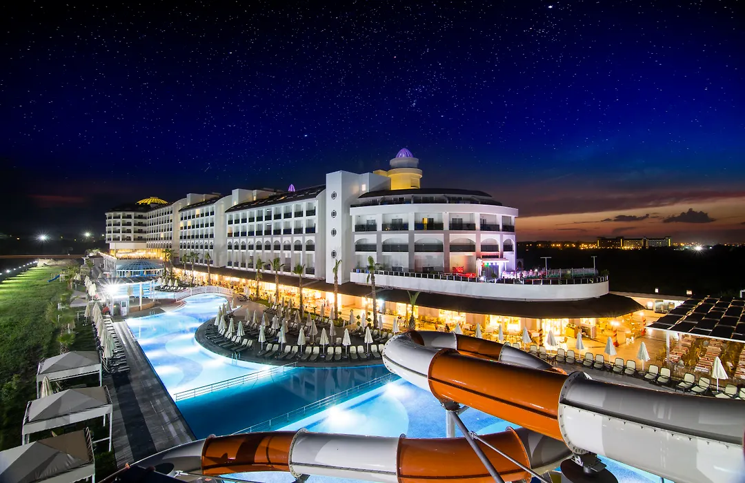 Port River Hotel & Spa-1