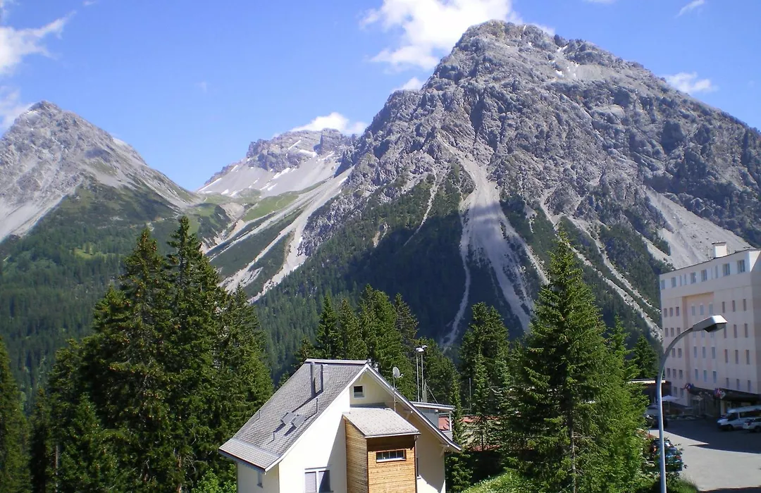 Hof Arosa-1