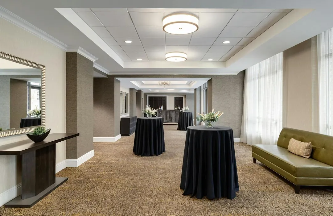Courtyard By Marriott Charleston Historic District-1