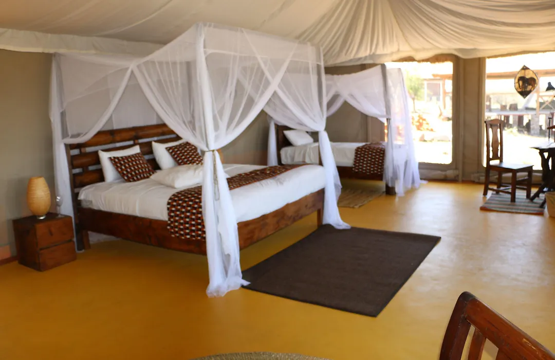 Serengeti Safari Lodge-1