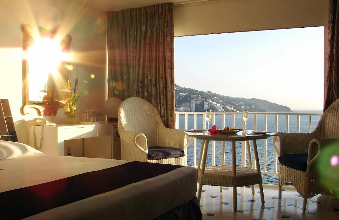 Hotel Elcano-1