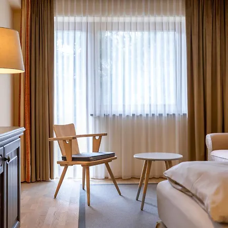 Hotel Edelweiss-2