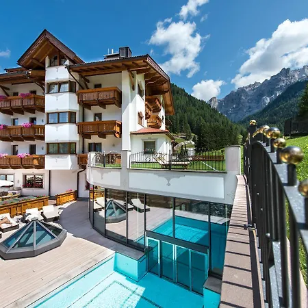 Savoy Dolomites Luxury & Spa Hotel-3