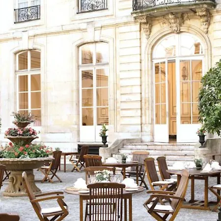 Saint James Albany Paris Hotel Spa-2