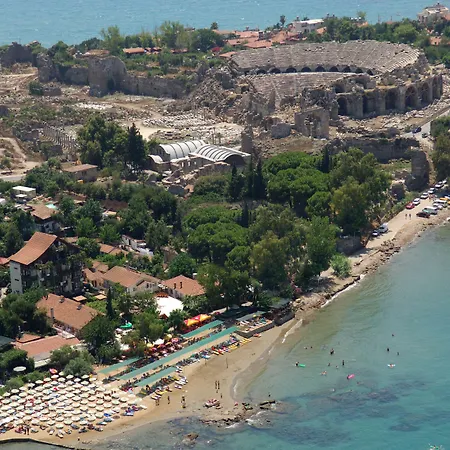 Leda Beach Hotel-3