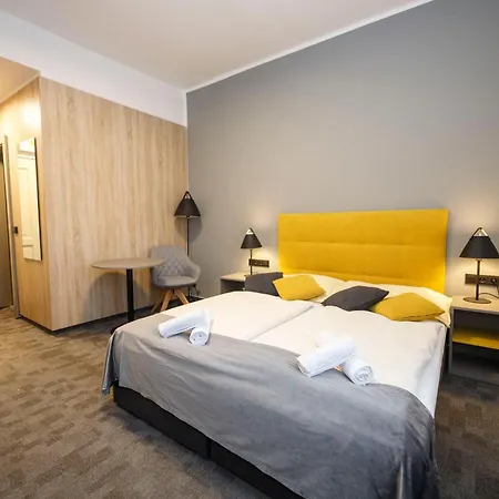 Hotel Praha-3